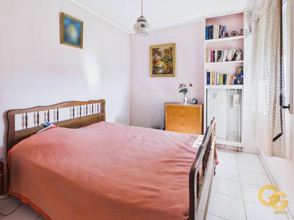 Appartement à ROCHEVILLE (06110)