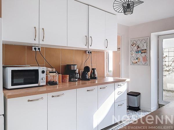 A vendre à l'Eguille, maison de 115m² avec ses 4 chambres en plein centre villle.