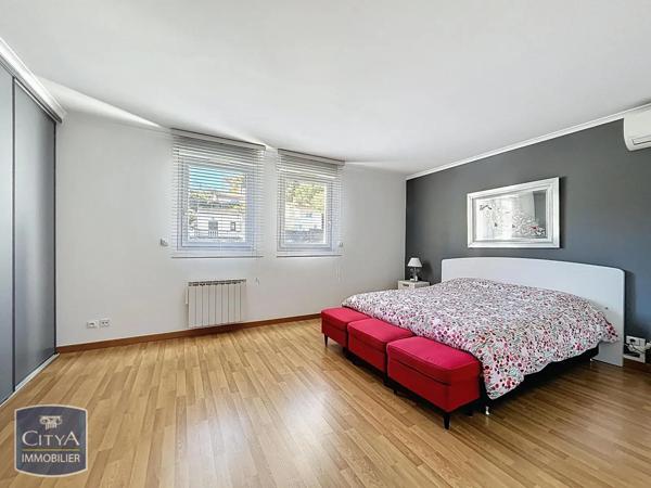 Appartement à vendre 5 pièces 213.45m²