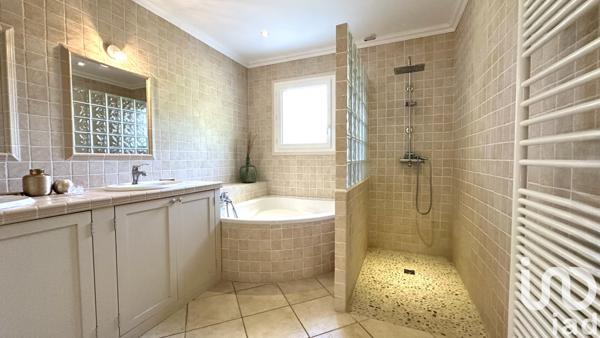 Maison à vendre 5 pièces 132 m² Arès