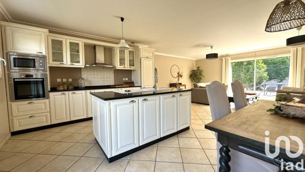 Maison à vendre 5 pièces 132 m² Arès