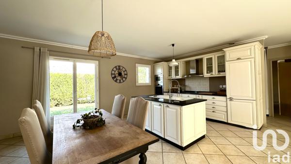 Maison à vendre 5 pièces 132 m² Arès