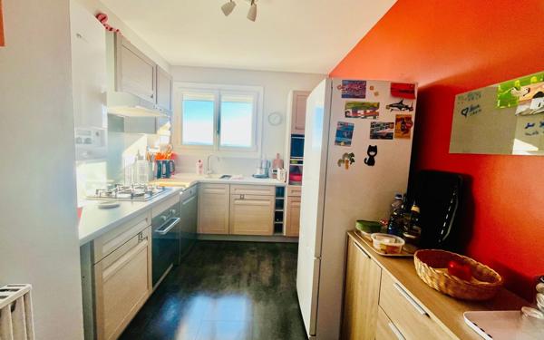Appartement à vendre    3 pièces • 80,48 m2 Limoges