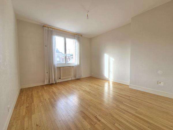 Appartement Tours 4 pièces 79.01 m2