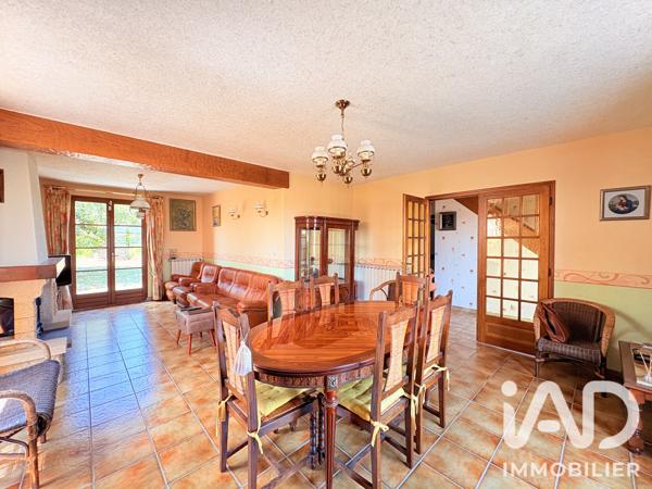 Maison à vendre 6 pièces 127 m² Aurillac