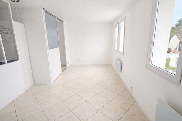Appartement Saint Thibault Des Vignes 1 pièce(s) 40 m2