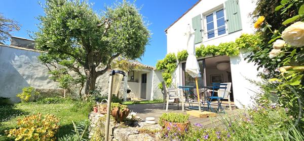 Maison de Charme au Coeur du Village