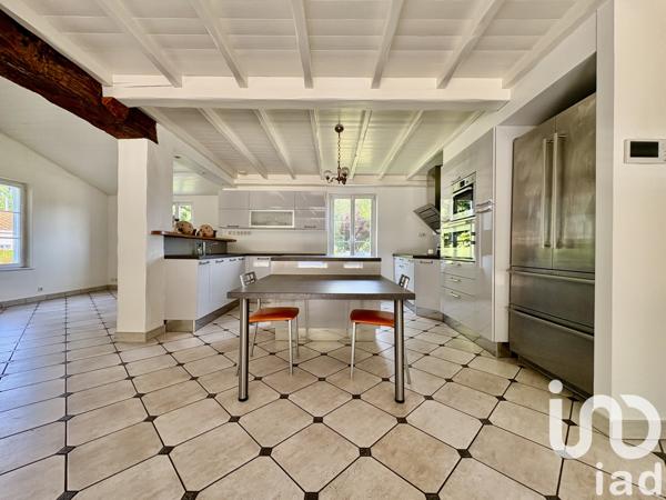 Maison à vendre 9 pièces 225 m² Breuillet