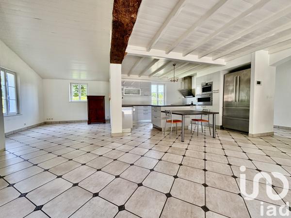 Maison à vendre 9 pièces 225 m² Breuillet