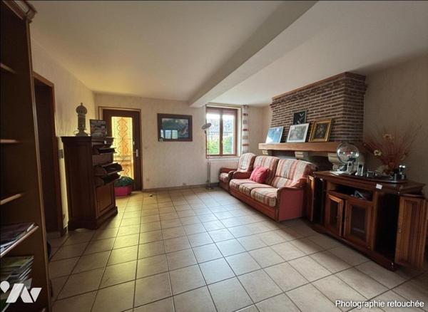 Criquebeuf, maison ancienne