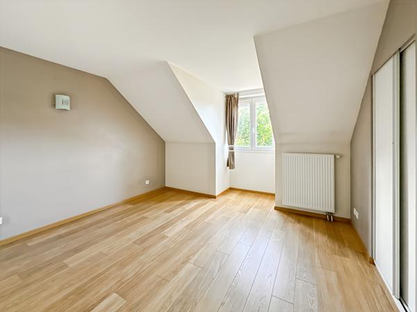 Maison Orgeval 6 pièce(s) 145 m2