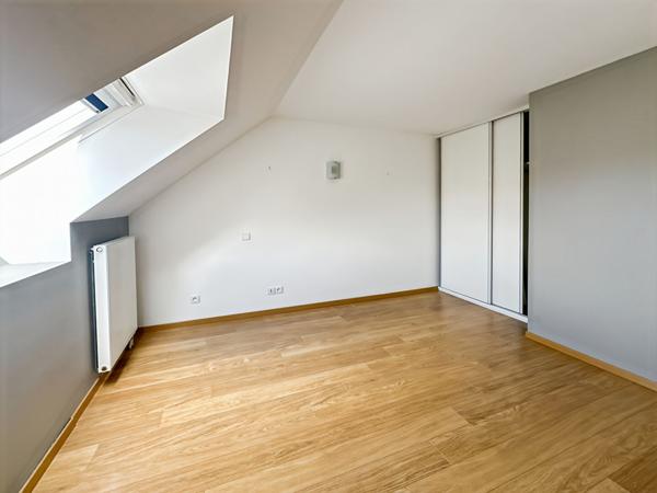 Maison Orgeval 6 pièce(s) 145 m2