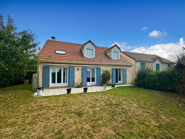 Maison Orgeval 6 pièce(s) 145 m2
