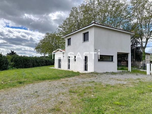 Villa neuve 5 pièces - 116 m² - 1240 m² de terrain.