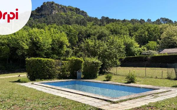 Maison à vendre    4 pièces • 132,15 m2 Saint-Paul-Trois-Châteaux