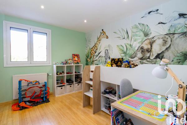 Maison à vendre 5 pièces 120 m² Villecresnes