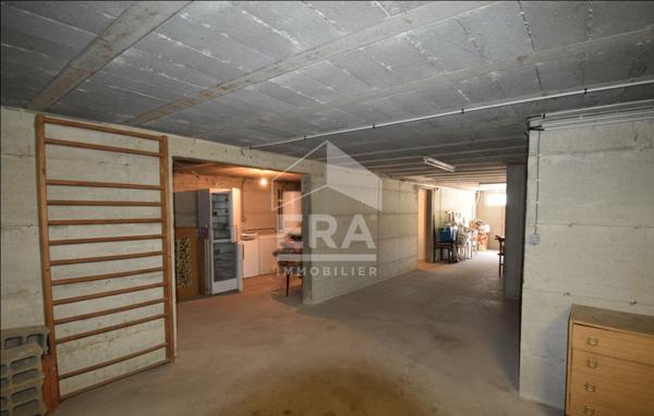 Maison à vendre à Chazay d'Azergues - 4 chambres, piscine et jardin