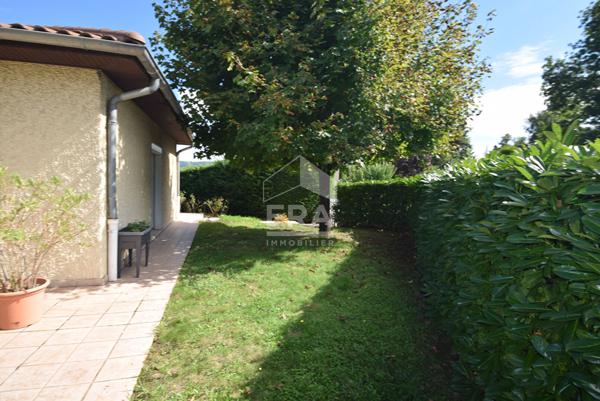 Maison à vendre à Chazay d'Azergues - 4 chambres, piscine et jardin