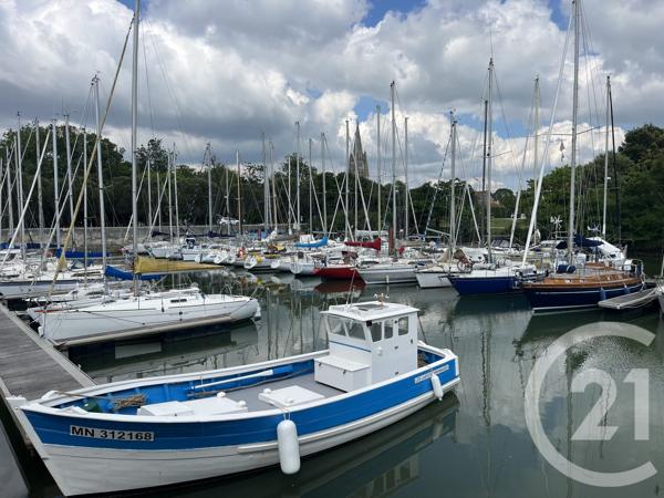 Maison à vendre  5 pièces - 136,44 m 2   MARENNES  - 17
