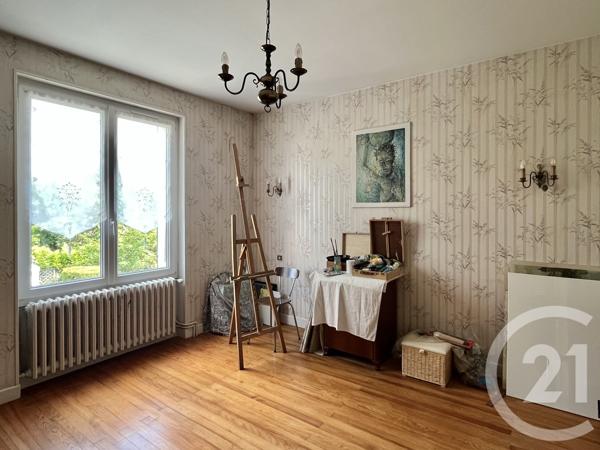 Maison à vendre  5 pièces - 136,44 m 2   MARENNES  - 17