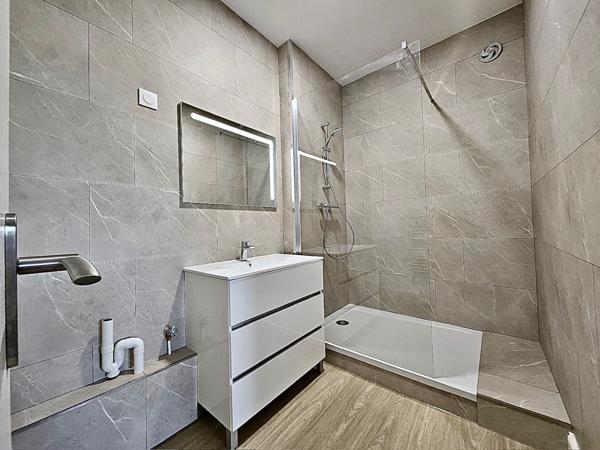 APPARTEMENT T2 ANGOULEME