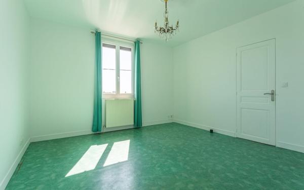 Maison à vendre    4 pièces • 81,22 m2 Crosne