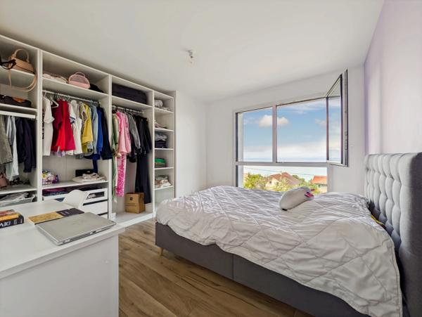 Dpt Haute Savoie (74), à vendre LUGRIN maison de 218 m² avec une magnifique vue sur le Lac Léman