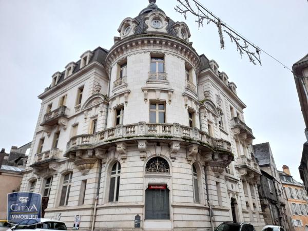 Immeuble à vendre 740m²