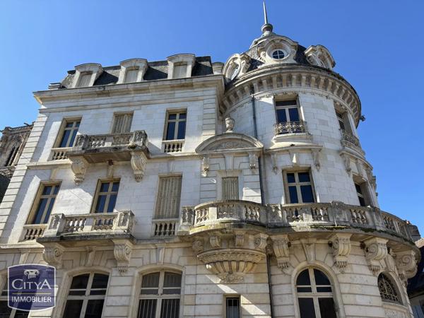 Immeuble à vendre 736m² Clamecy (58500)