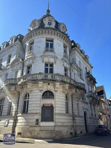 Immeuble à vendre 736m² Clamecy (58500)