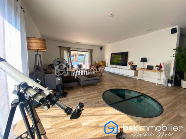 Maison contemporaine de 250 m²