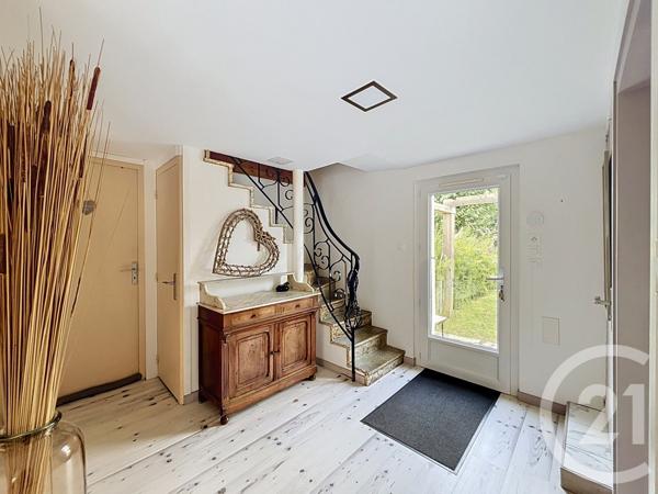 Maison à vendre  8 pièces - 134,20 m 2   MONTPON MENESTEROL  - 24