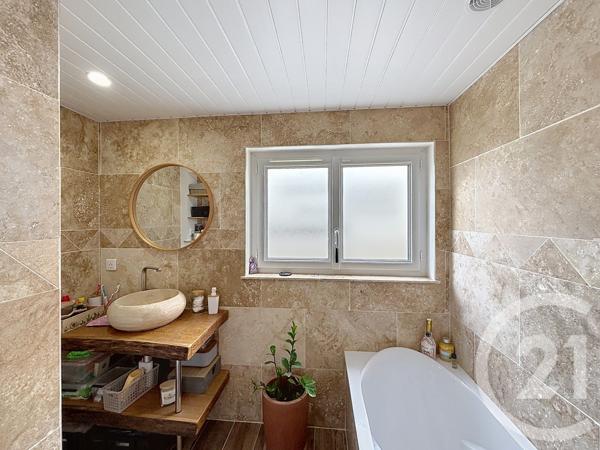 Maison à vendre  8 pièces - 134,20 m 2   MONTPON MENESTEROL  - 24