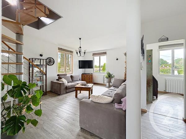 Maison à vendre  8 pièces - 134,20 m 2   MONTPON MENESTEROL  - 24