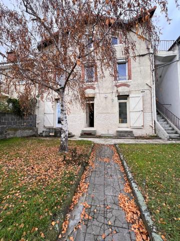 Location appartement Clermont-Ferrand - 1 pièce(s) - 18 m² - 430 € par mois