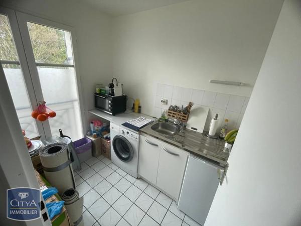 Appartement à louer 1 pièce 30.19m² Thiais (94320)