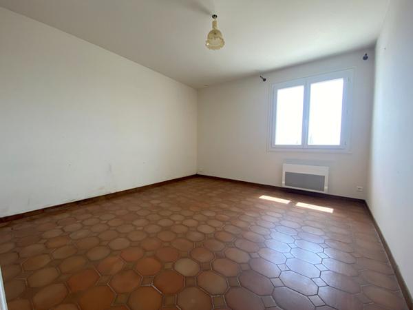 Maison Castelnaudary proche 5 pièce(s) 81.23 m2