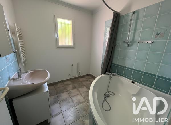 Maison à vendre 4 pièces 97 m² Bagnols-sur-Cèze