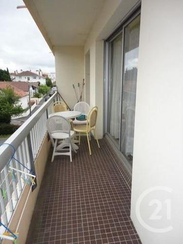 Appartement F1 à vendre  1 pièce - 37 m 2   DAX  - 40