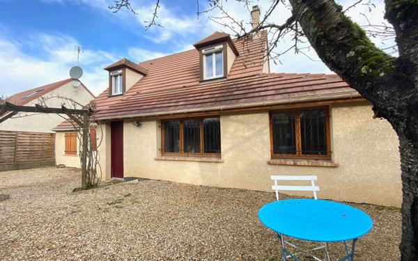 Maison à vendre    7 pièces •  Mézières-sur-Seine