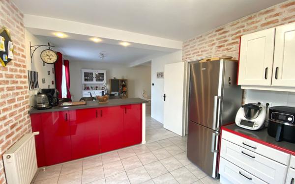 Maison à vendre    7 pièces •  Mézières-sur-Seine