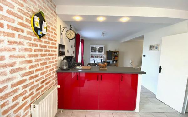 Maison à vendre    7 pièces •  Mézières-sur-Seine