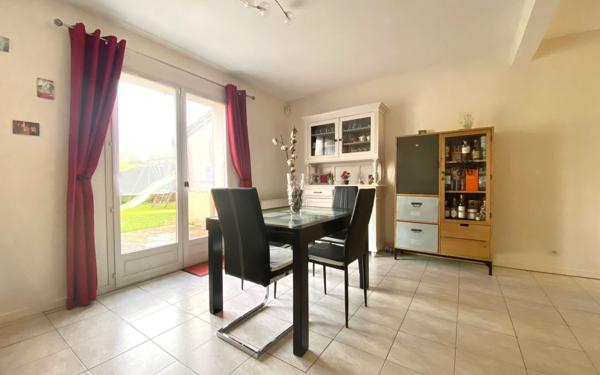 Maison à vendre    7 pièces •  Mézières-sur-Seine