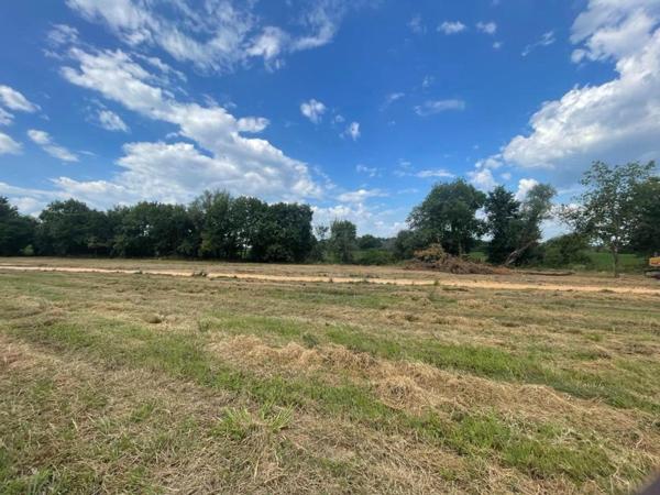 Terrain proche Villeréal