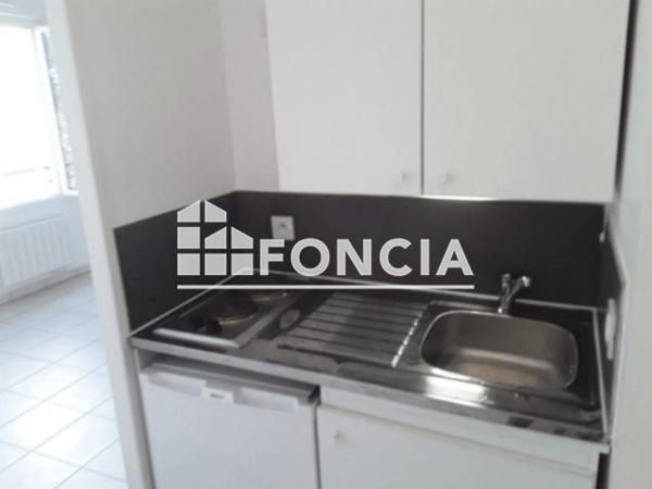 Location Studio 28.1 m² - 43 RUE GAMBETTA Decines-charpieu 69150