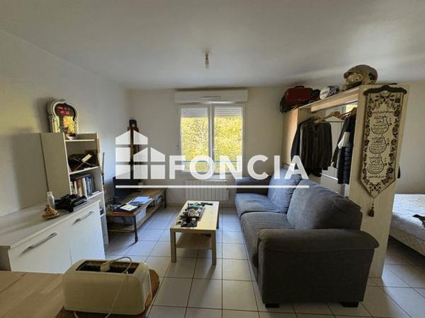 Location Studio 28.1 m² - 43 RUE GAMBETTA Decines-charpieu 69150