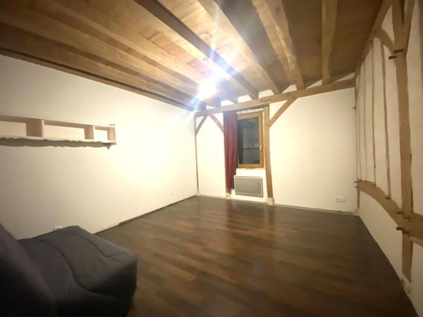 Au fin fond des bois