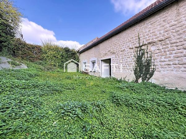 A VENDRE - ENSEMBLE IMMOBILIER A RENOVER - CHAMPFLEURY