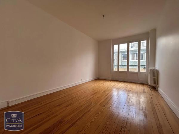 Appartement à louer 2 pièces 48.71m² Saint-Étienne (42000)