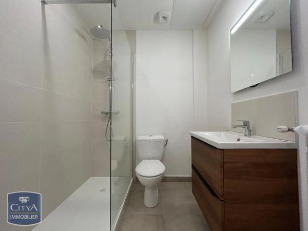 Appartement à louer 2 pièces 48.71m² Saint-Étienne (42000)